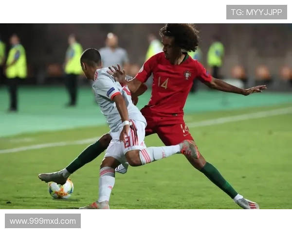 雨果·洛佩斯:比利亚雷亚尔新星闪耀西班牙U19 雨果·洛佩斯:比利亚雷亚尔新星闪耀西班牙U19